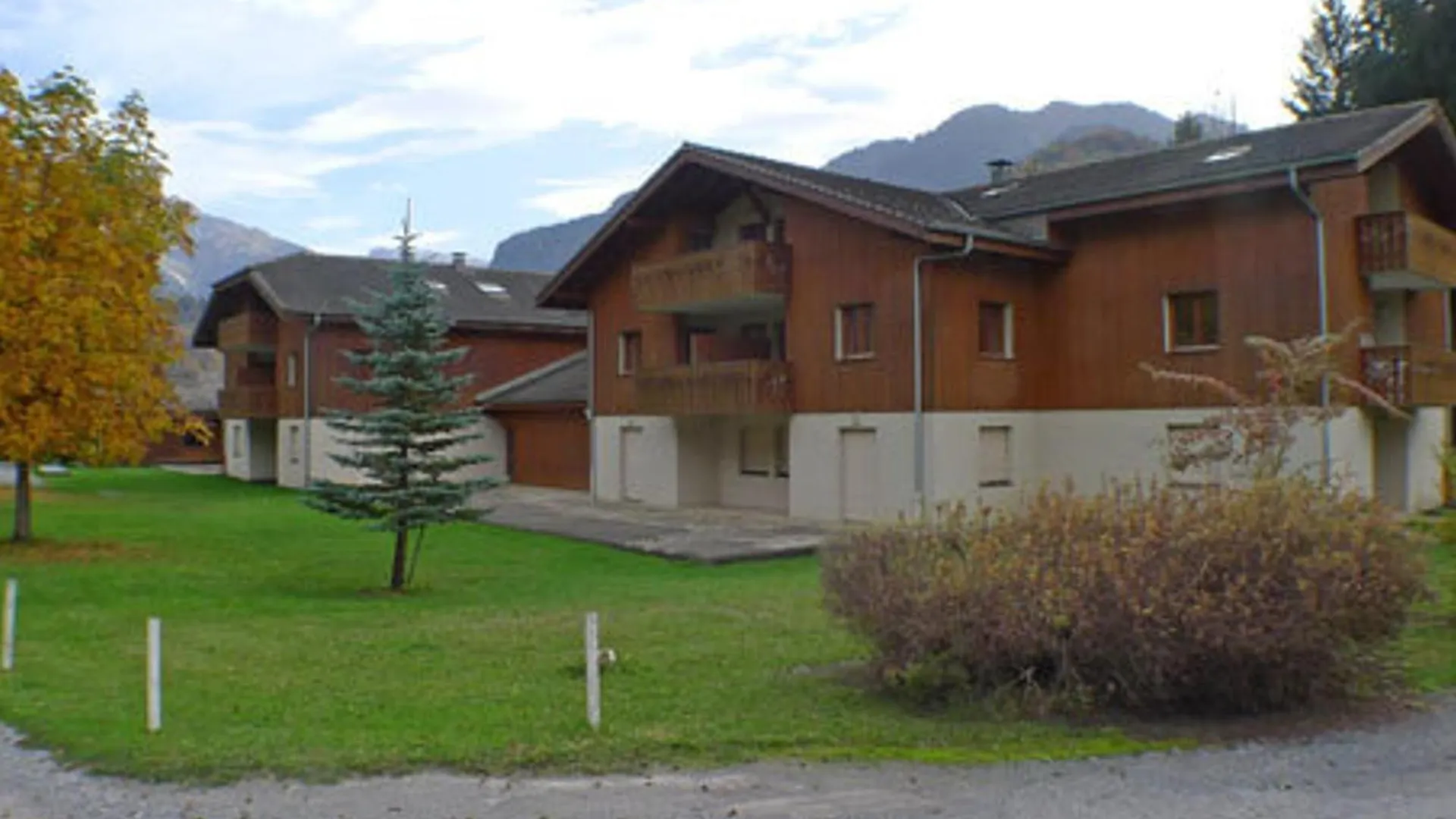 Apartment T2 Pour 6 Pers, Parking Et Services Inclus - Fr-1-629-145 Samoens