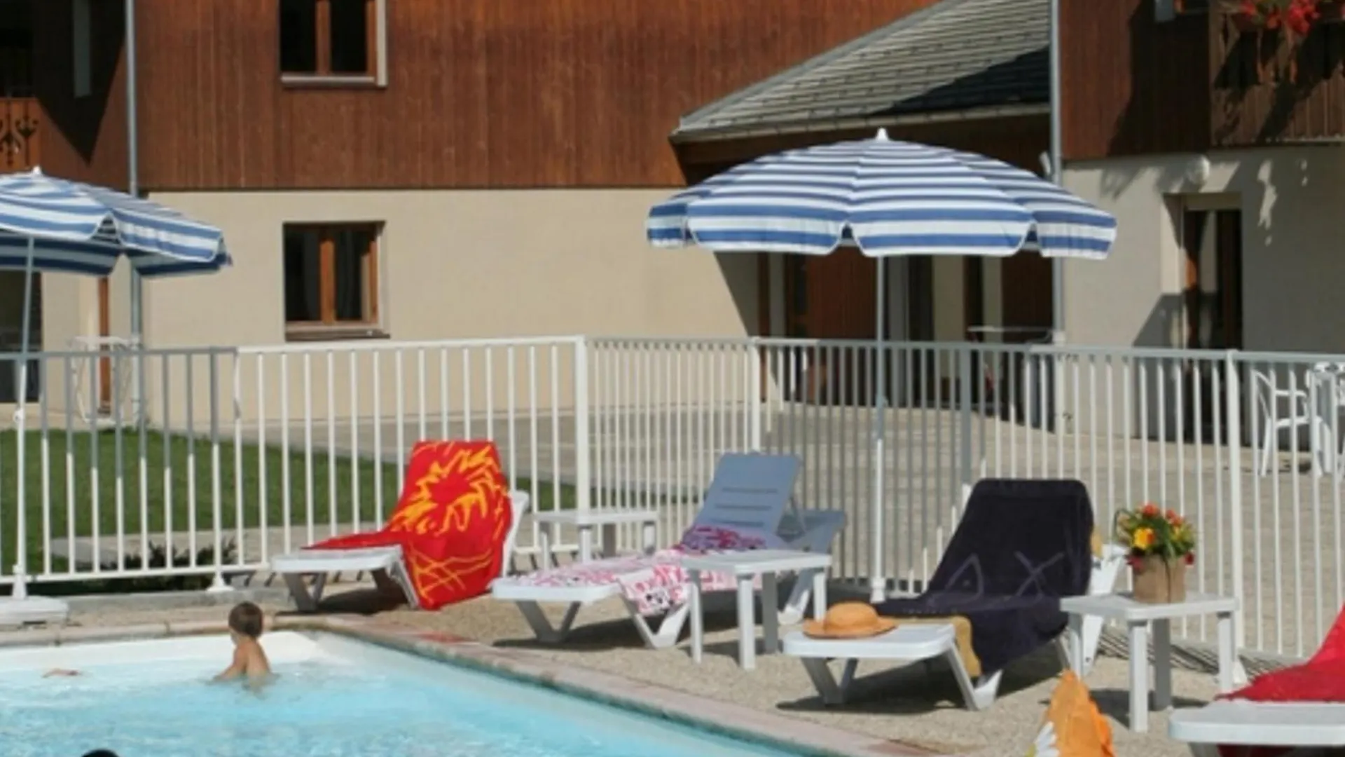 T2 Pour 6 Pers, Parking Et Services Inclus - Fr-1-629-145 Samoens Apartment